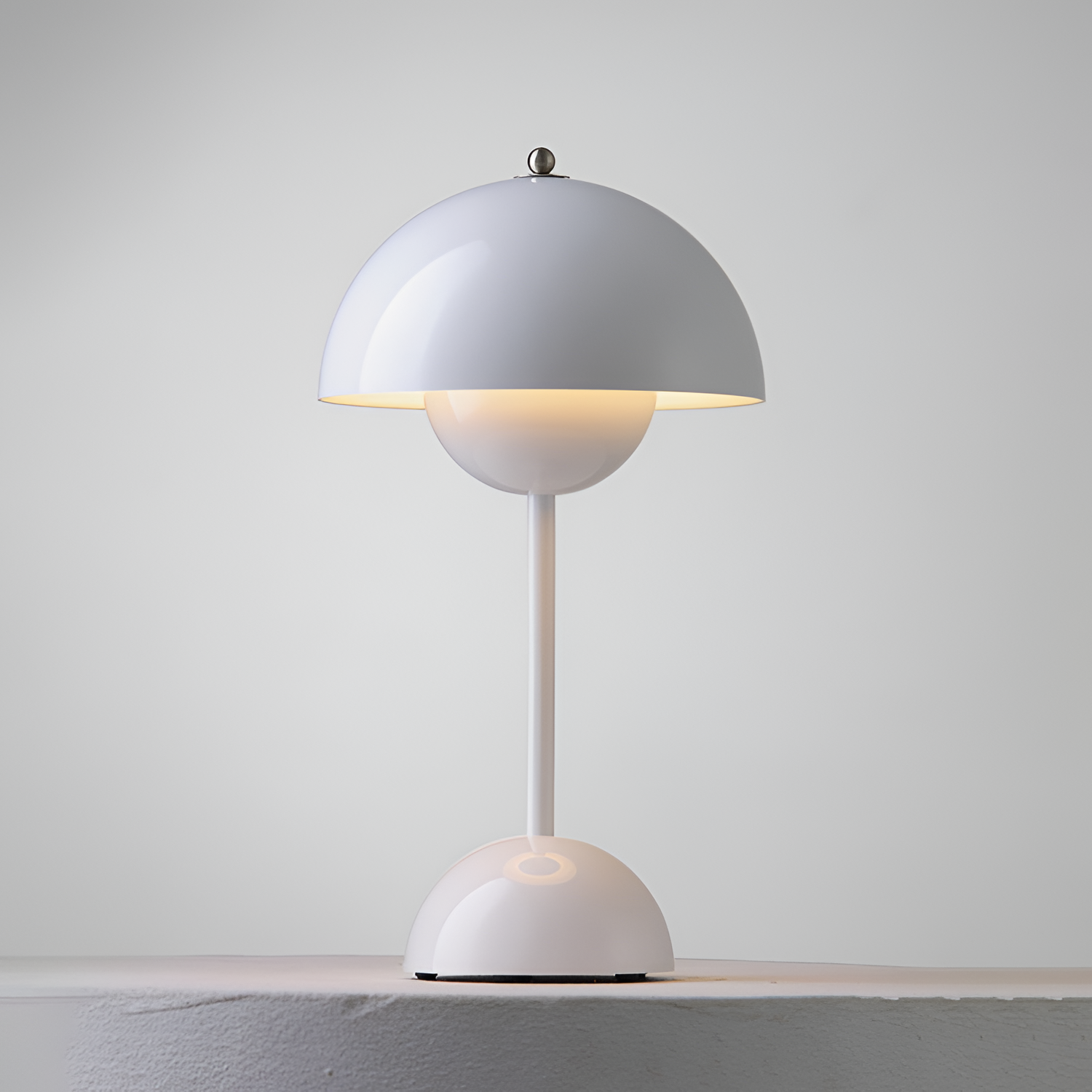 Minimalistisk Bærbar Bordlampe - Dæmpbar
