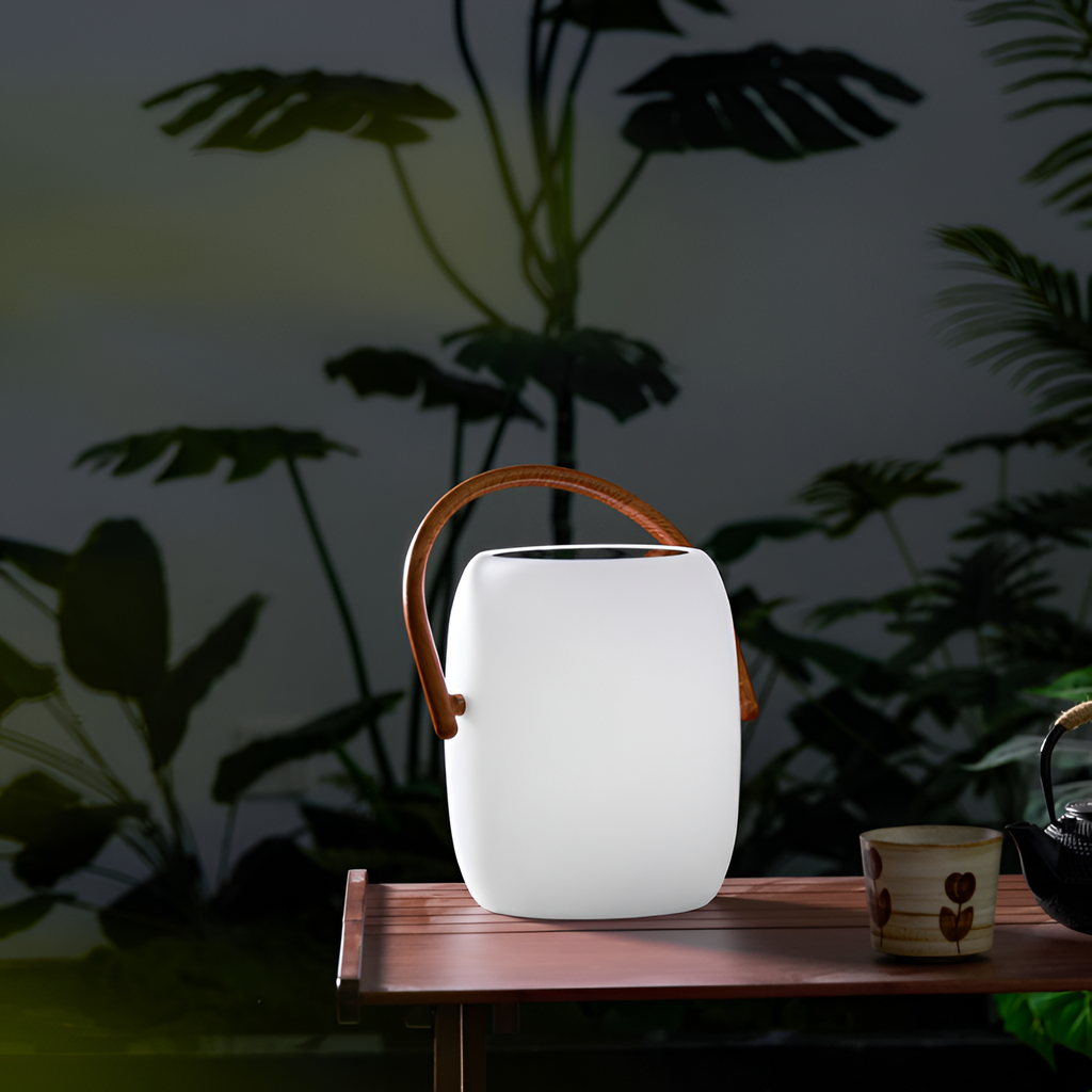 Minimalistisk bærbar lanterne lampe - solcelledrevet