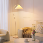 Bueformet Buet Gulvlampe - Plisseret