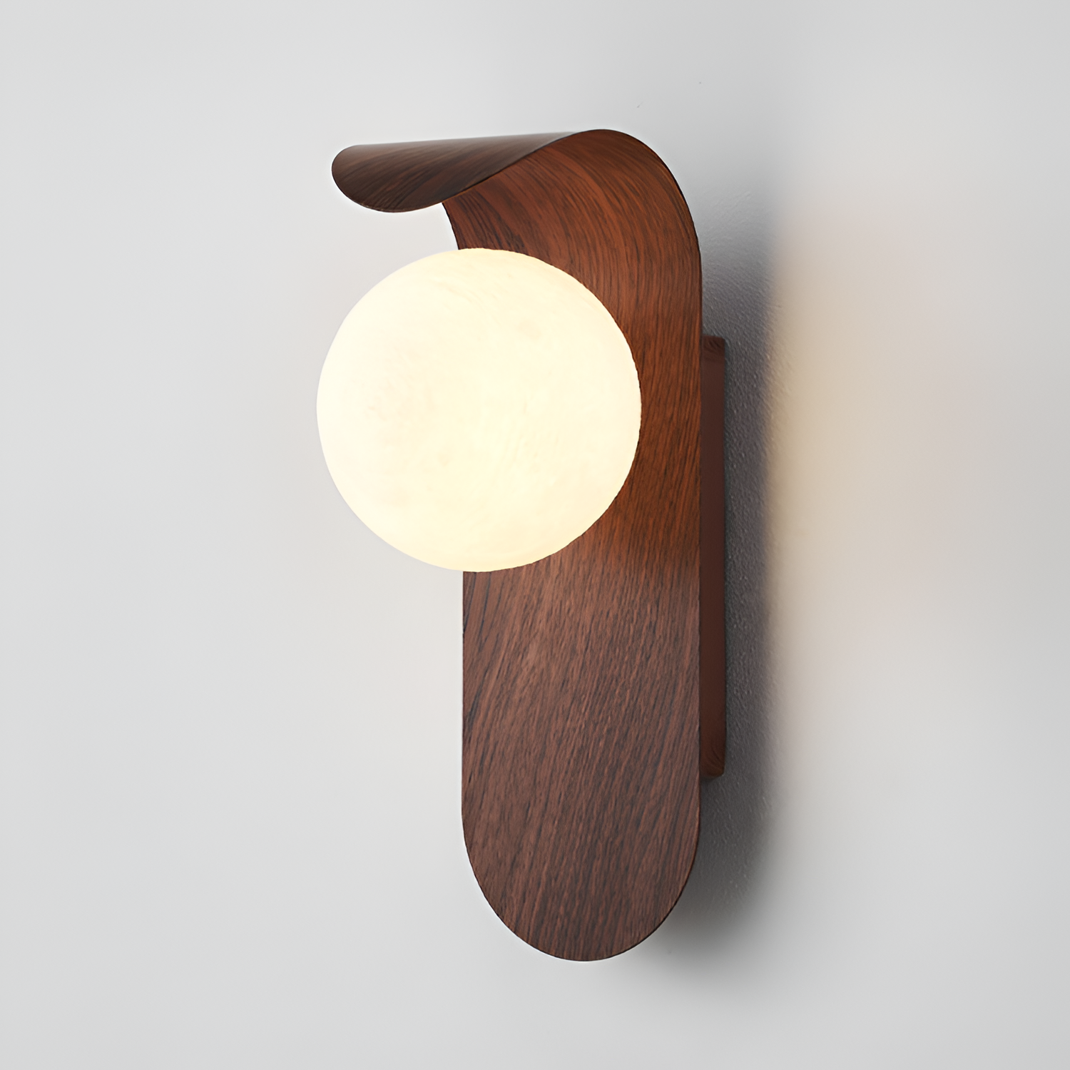 Minimalistisk buet væglampe – Art Deco-stil