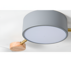 Minimalistisk indbygget lampe i massivt træ – skandinavisk stil