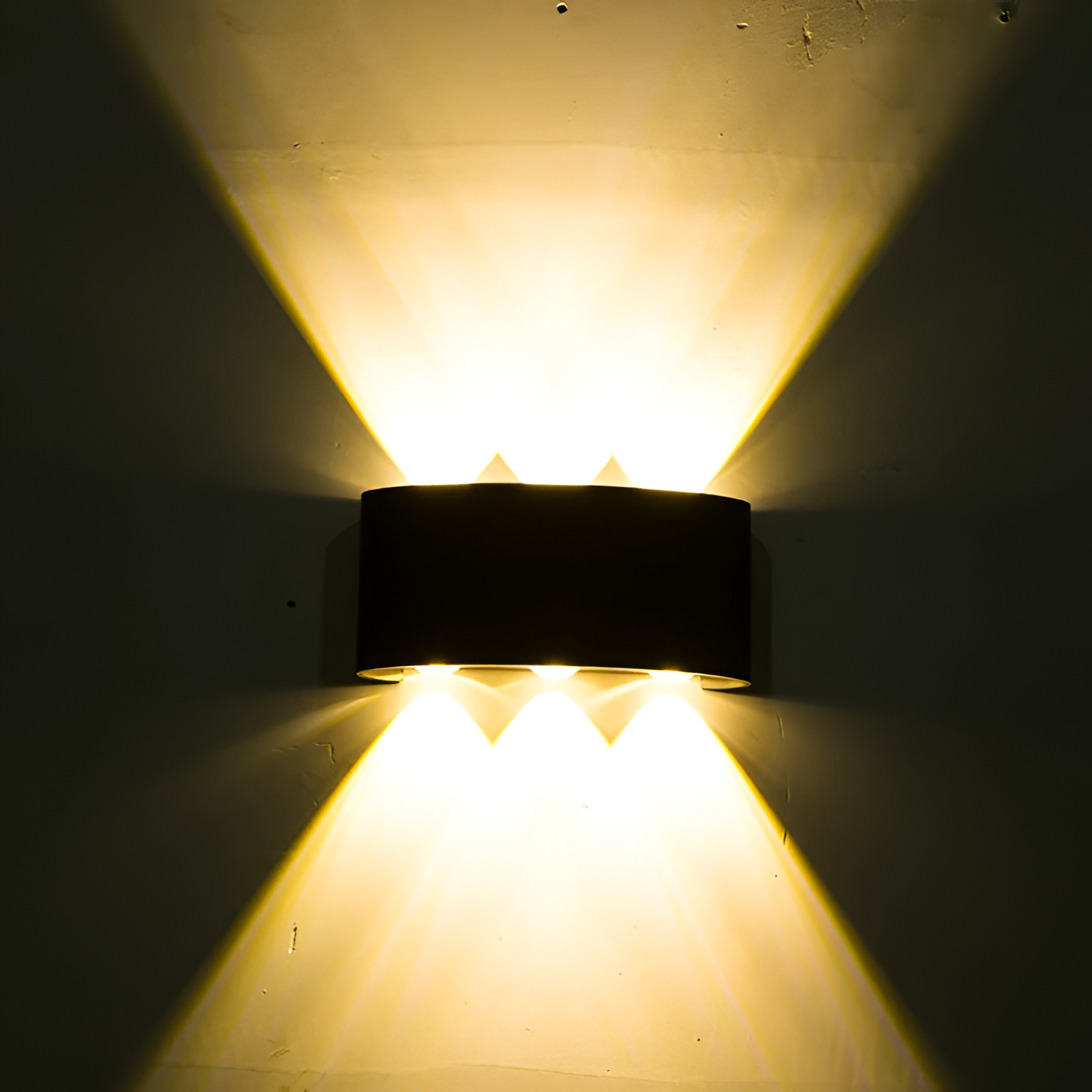 Moderne LED-væglampe – justerbar belysning