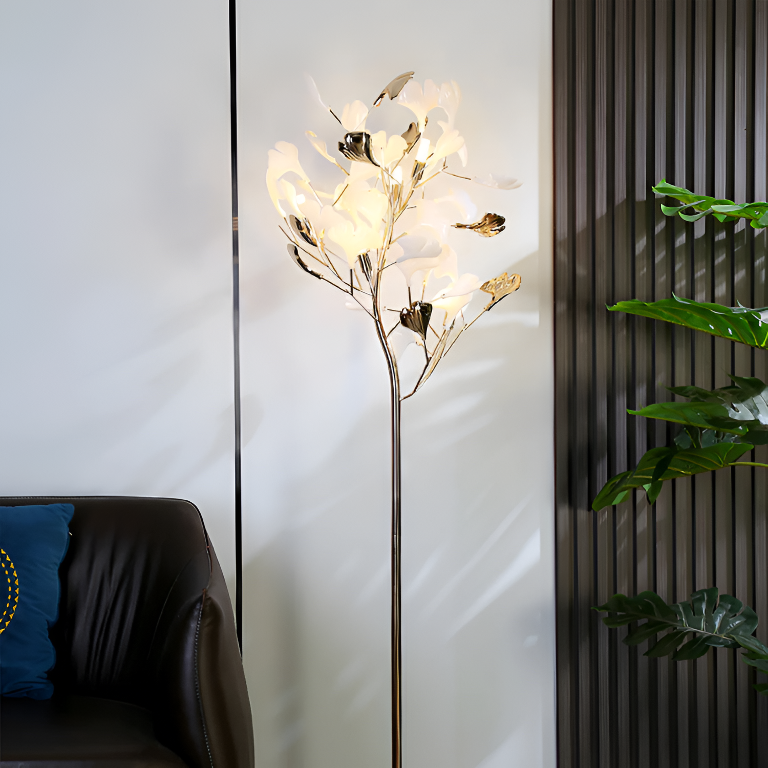 Blomstrende Træ Gulvlampe - Minimalistisk
