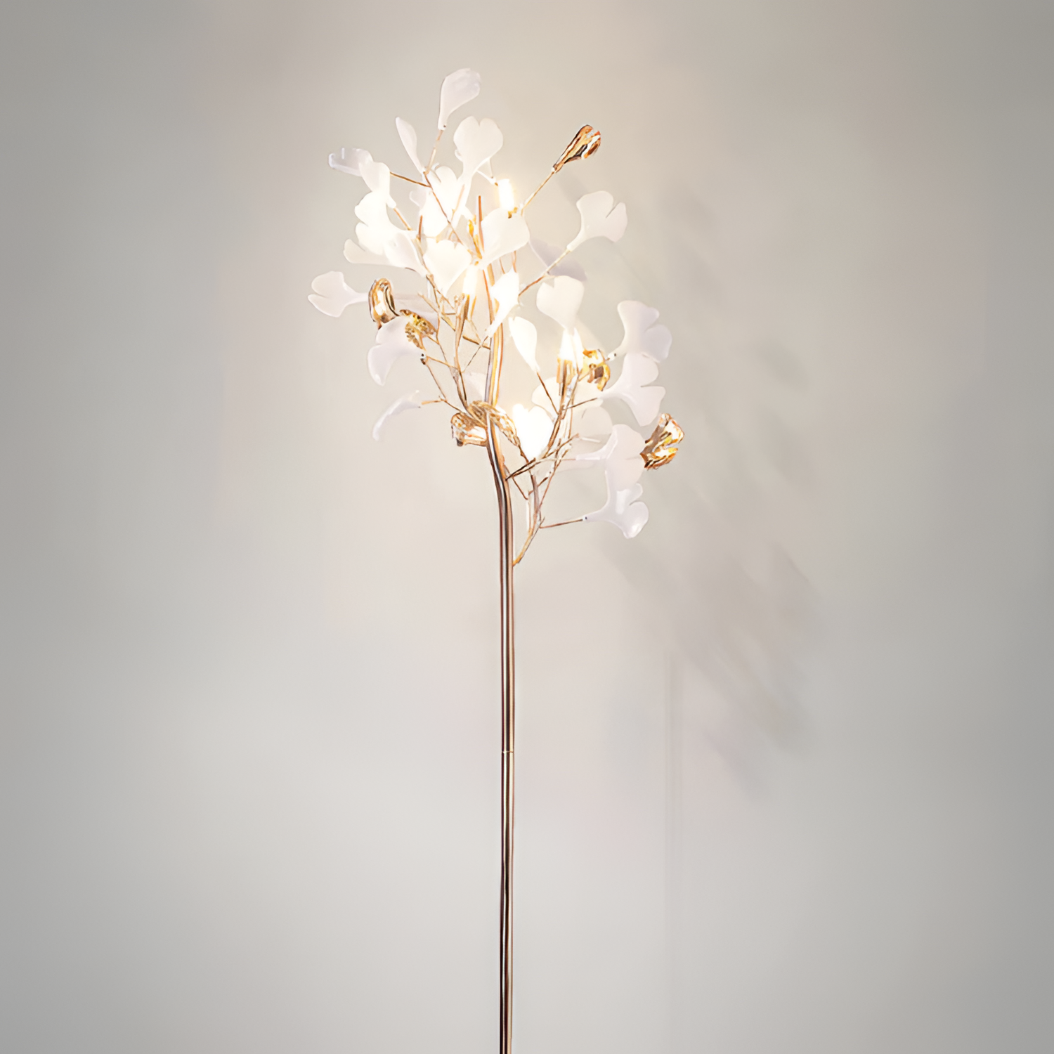 Blomstrende Træ Gulvlampe - Minimalistisk