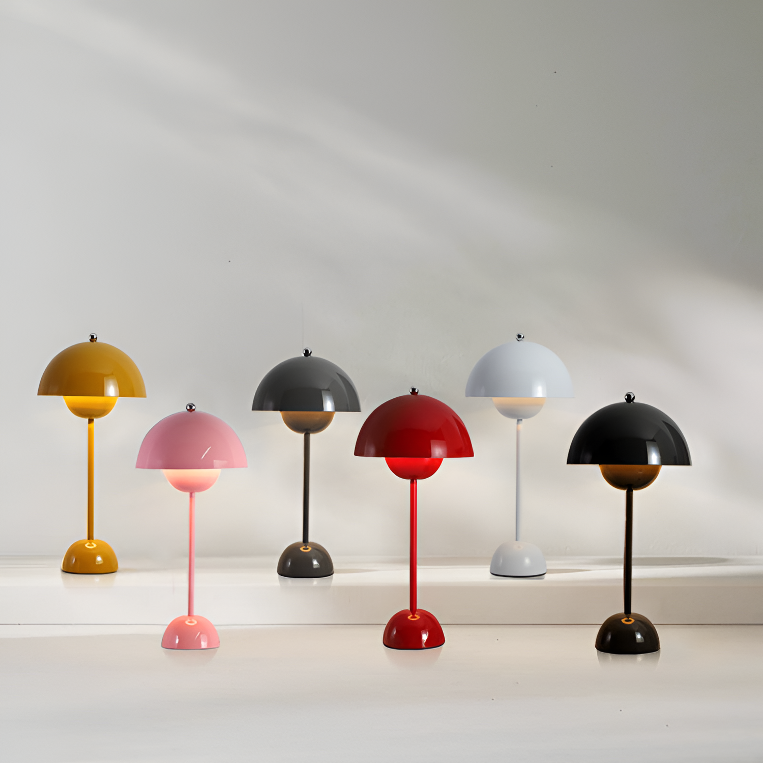 Minimalistisk Bærbar Bordlampe - Dæmpbar