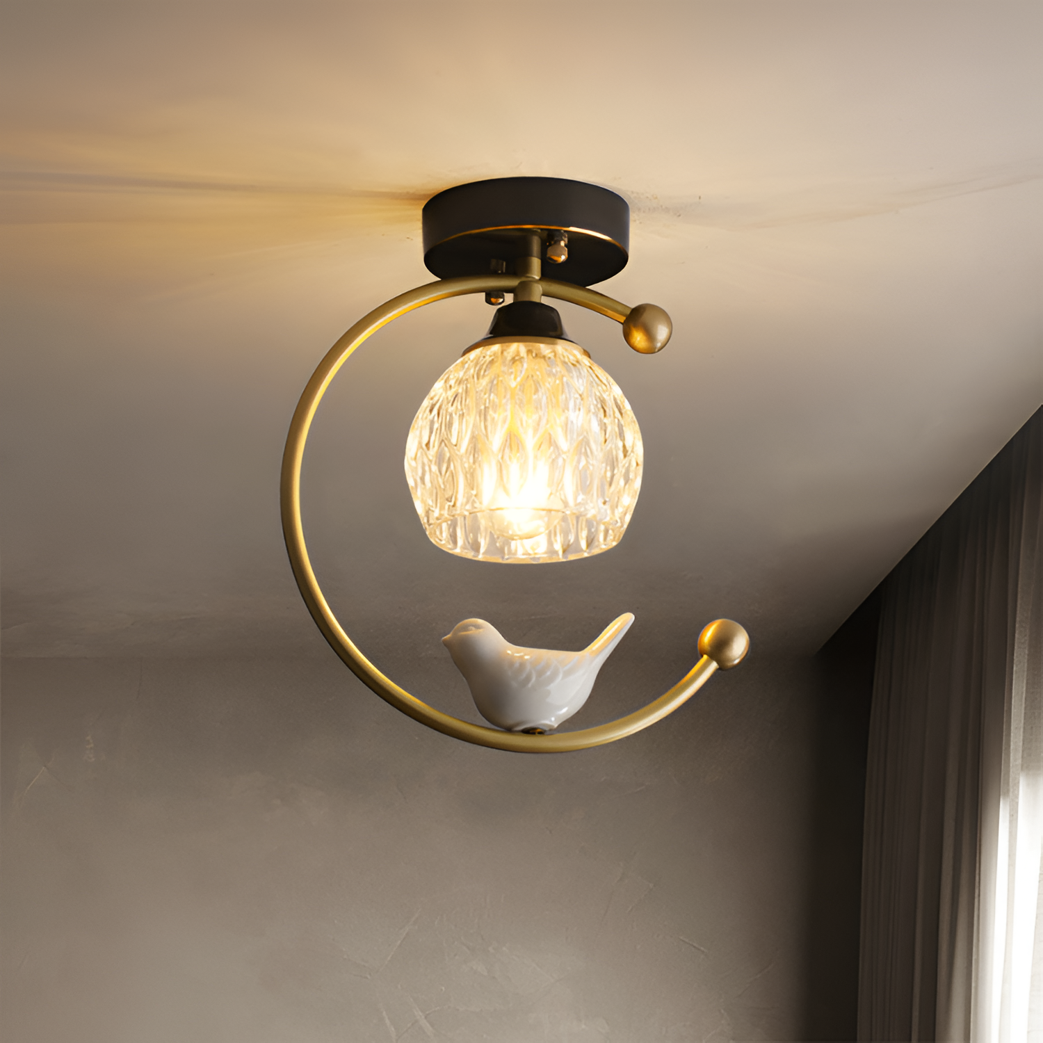 Crescent-figur med struktureret loftlampe – lysdæmpbar