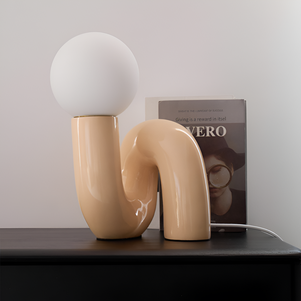 Moderne Skulpturel Bordlampe -  Minimalistisk