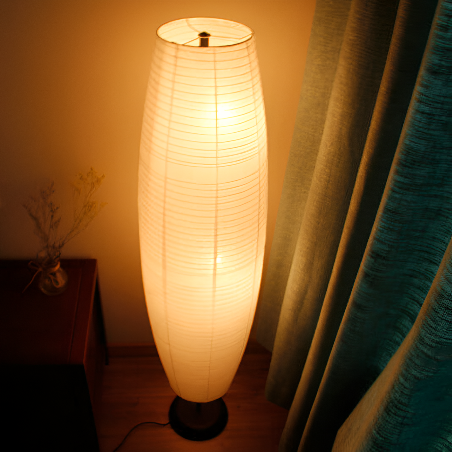 Rillet Høj Papirlampe - Minimalistisk