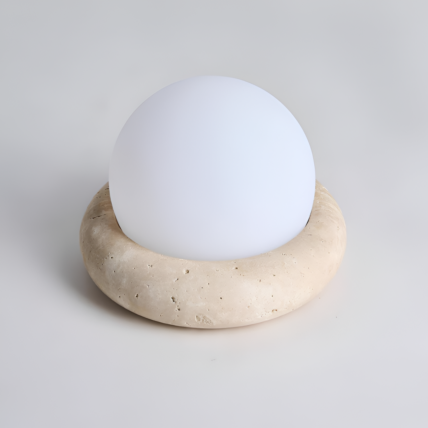 Skulpturel Travertin Bordlampe - Minimalistisk