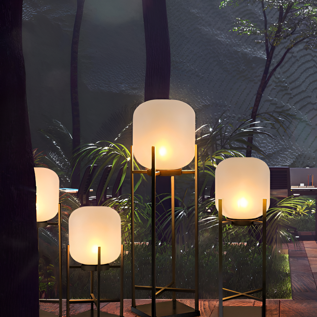 Geometrisk Industriel Solcelle Gulvlampe - Minimalistisk
