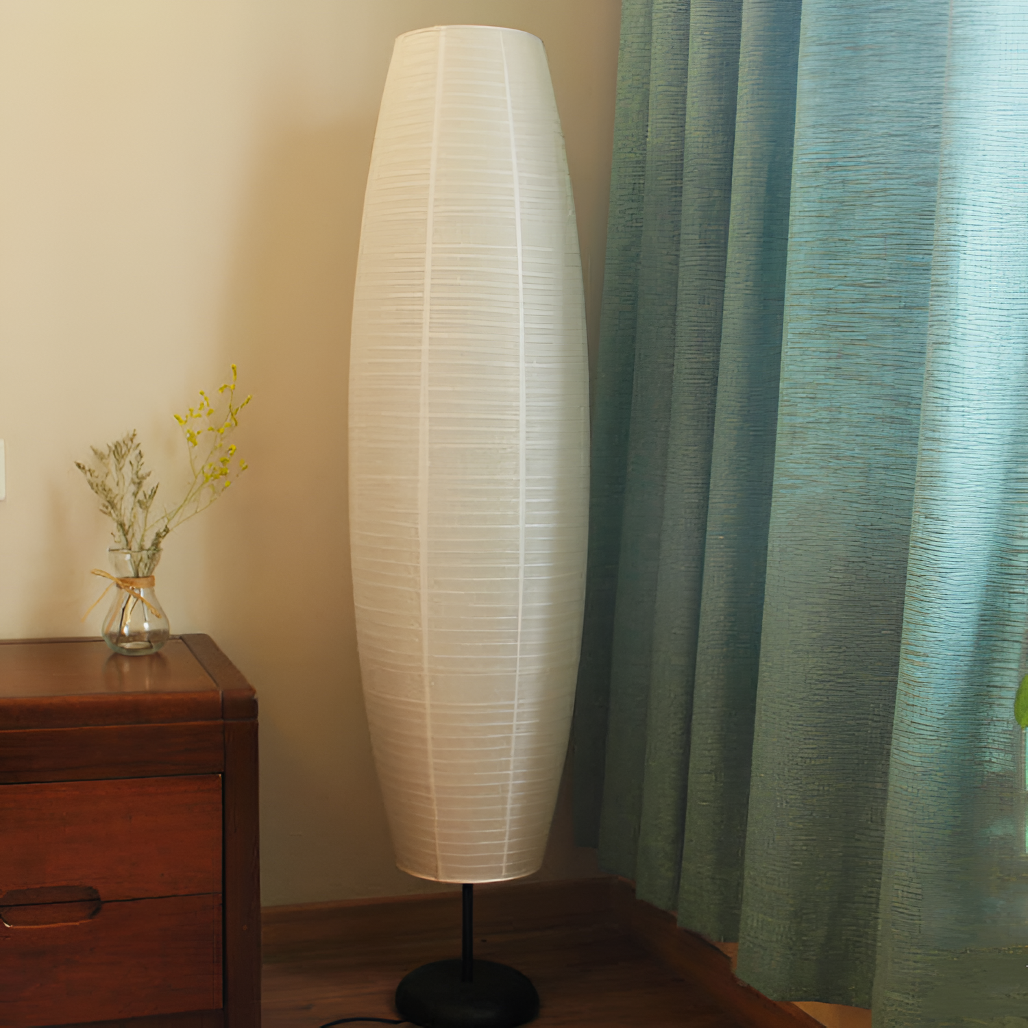Rillet Høj Papirlampe - Minimalistisk