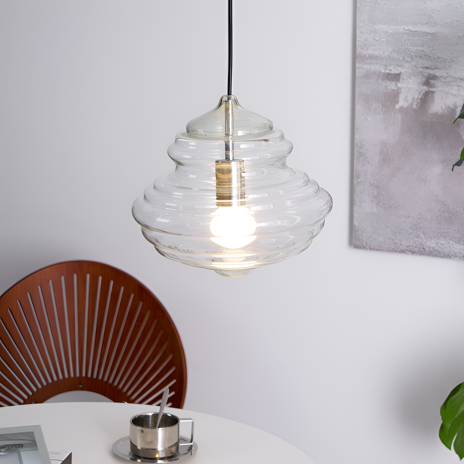 Skulpturel Rillet Glaspendel - Minimalistisk