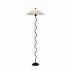 Plisseret Bølget Gulvlampe - Minimalistisk
