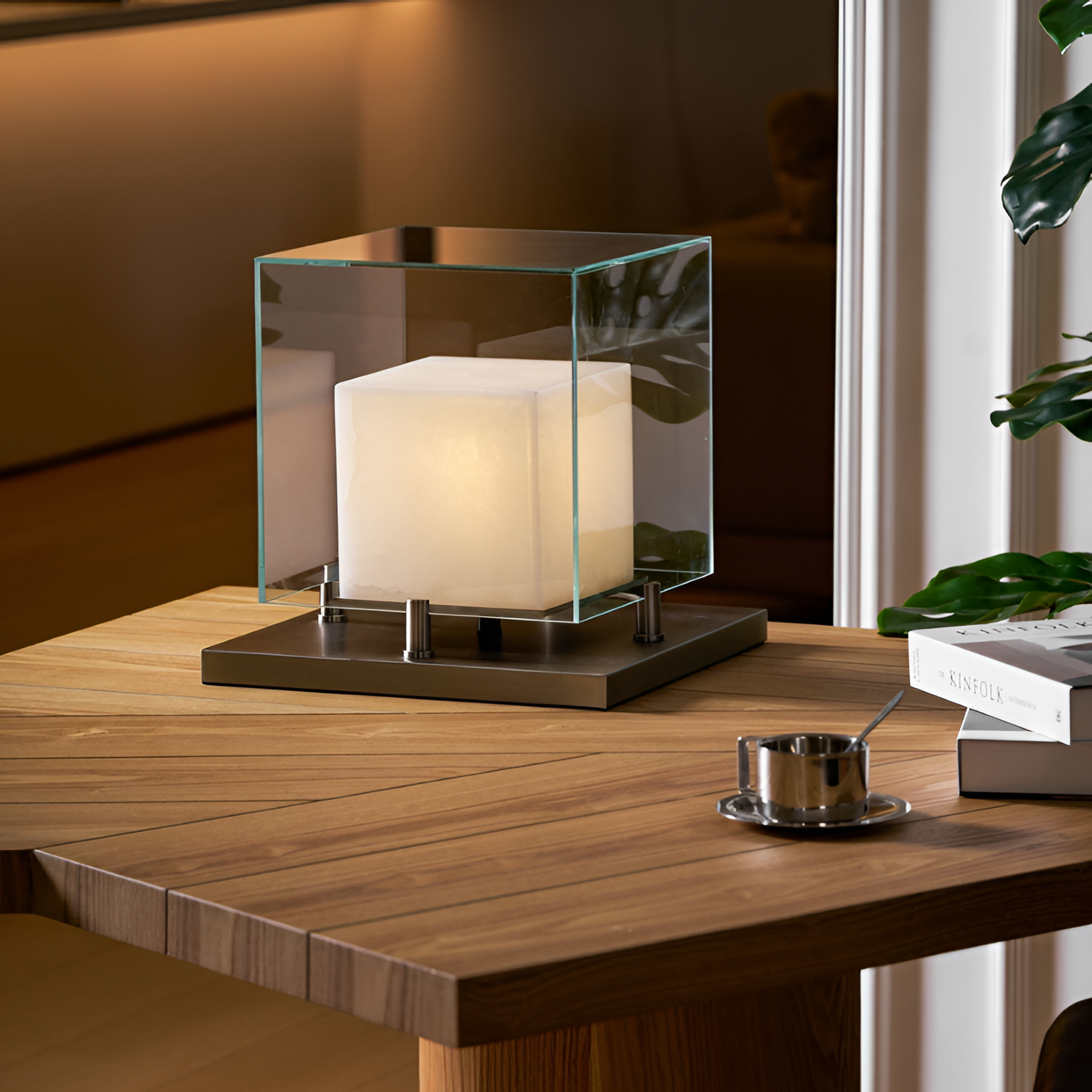 Minimalistisk Geometrisk Bordlampe - Industriel