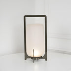 Minimalistisk bærbar lanterne - Industriel stil