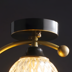 Crescent-figur med struktureret loftlampe – lysdæmpbar