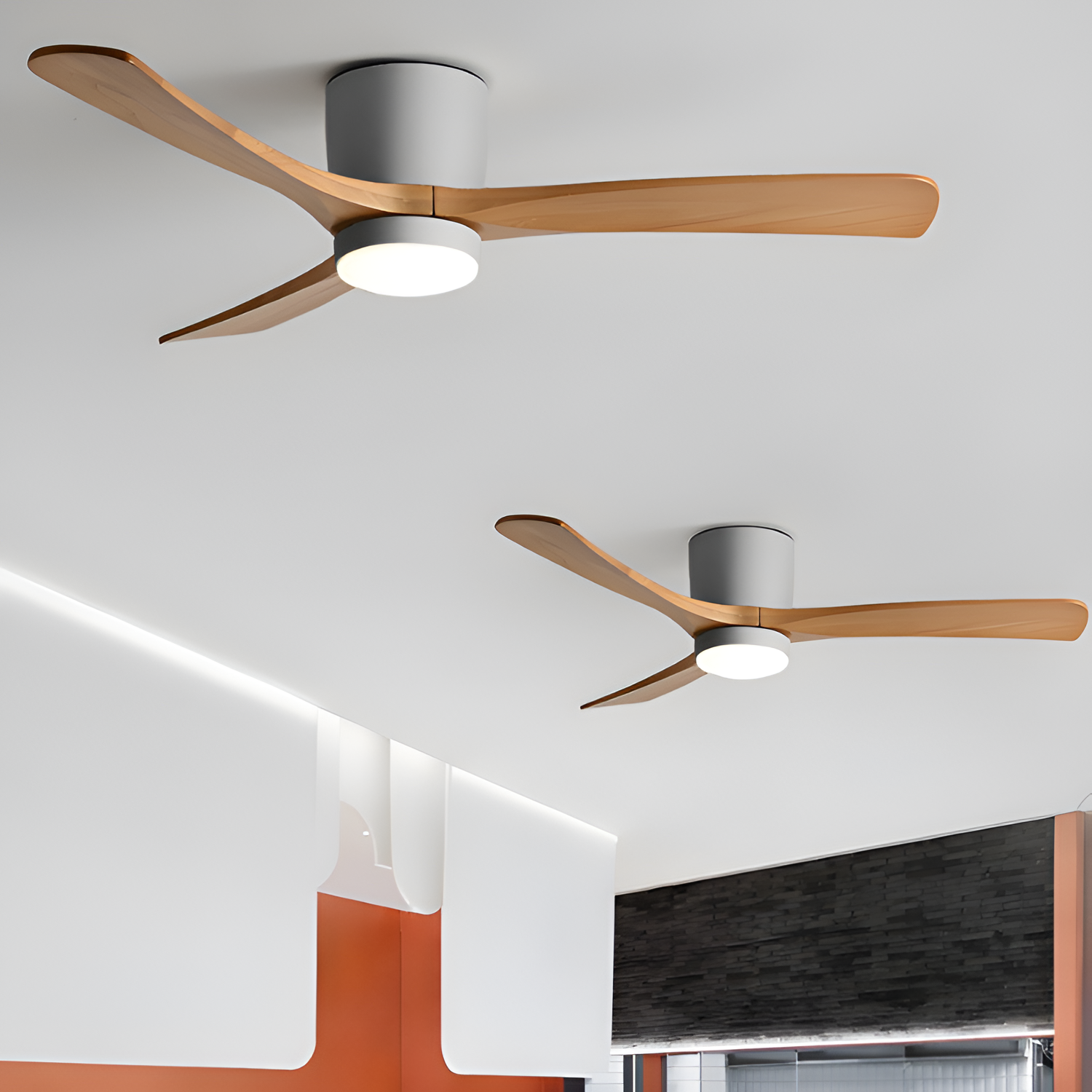 Nordisk Træ Loftsventilatorslampe - Justerbar