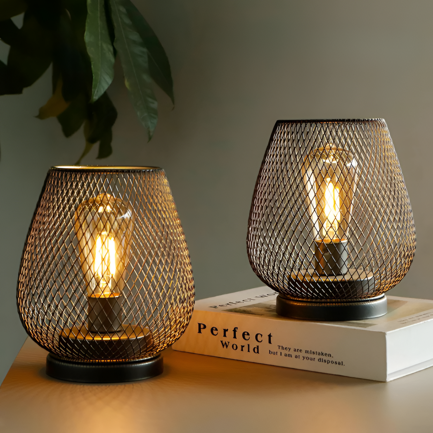 Industriel Bordlampe I Netdesign – Trådløs