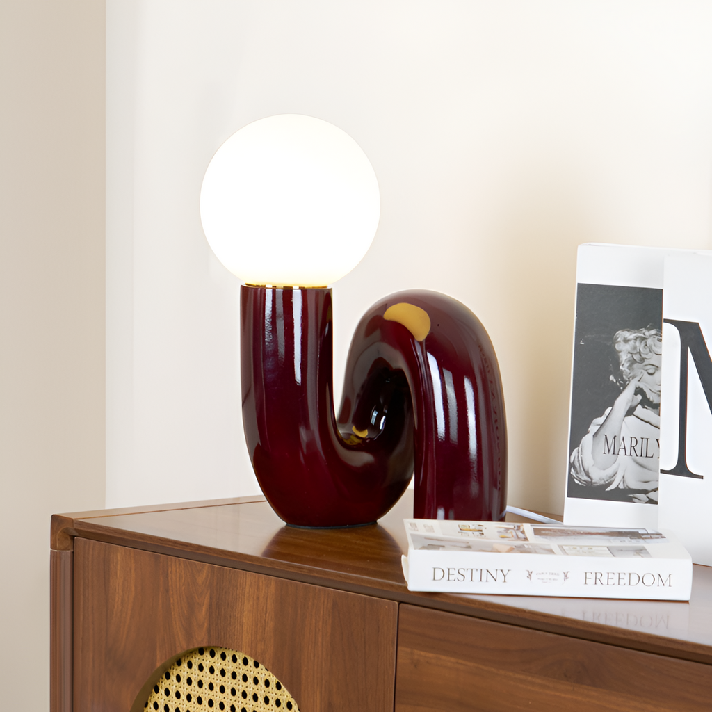 Moderne Skulpturel Bordlampe -  Minimalistisk