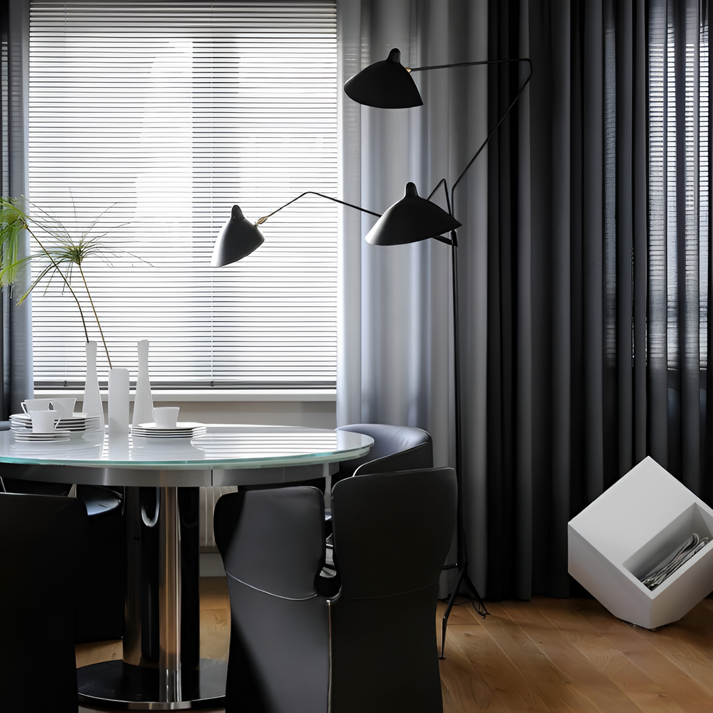 Industriel Minimalistisk Gulvlampe - Justerbar