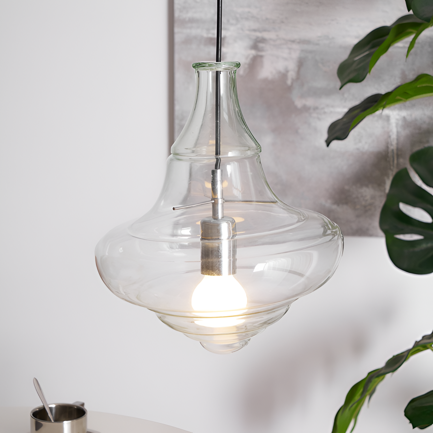 Skulpturel Rillet Glaspendel - Minimalistisk