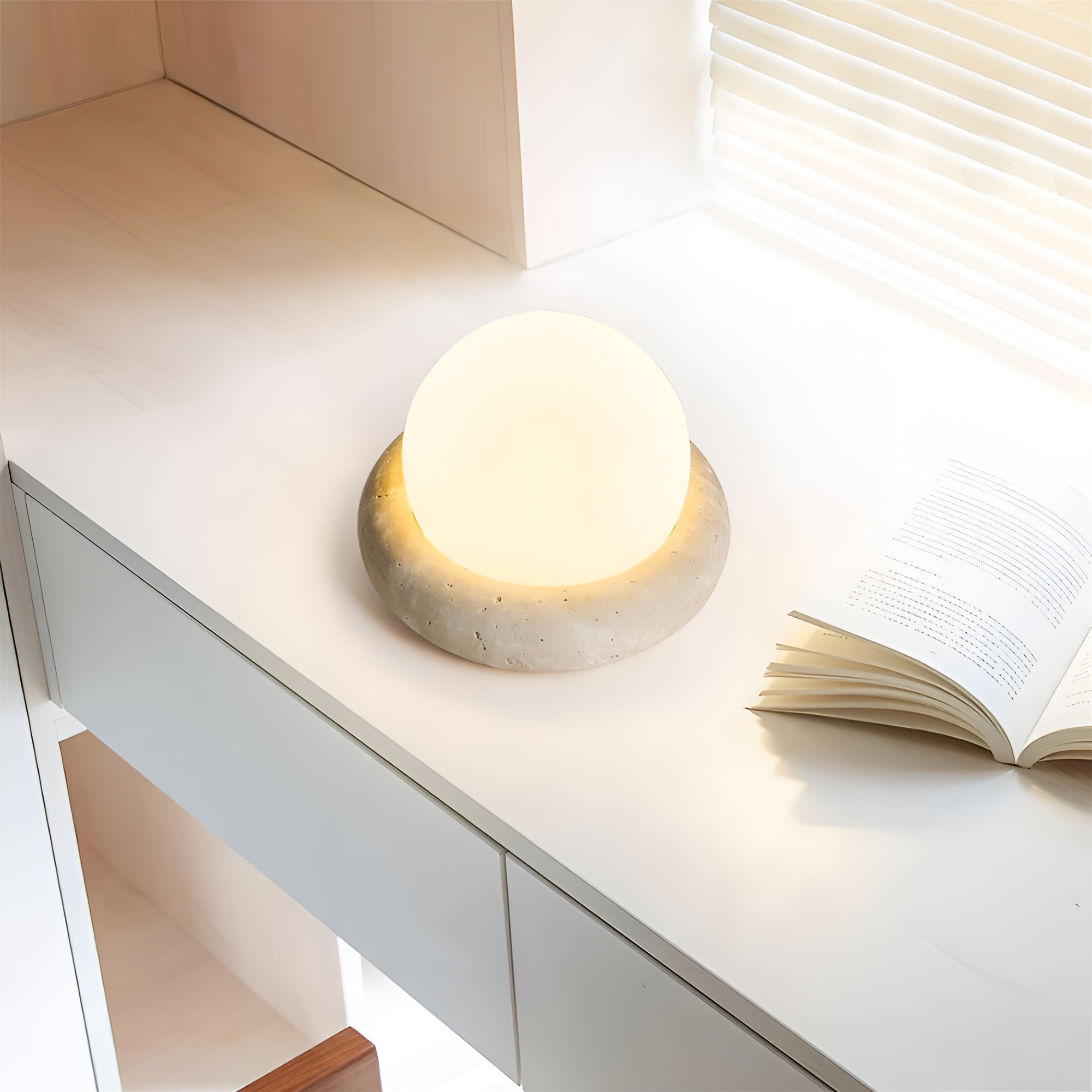 Tekstureret Minimalistisk Bordlampe - Geometrisk