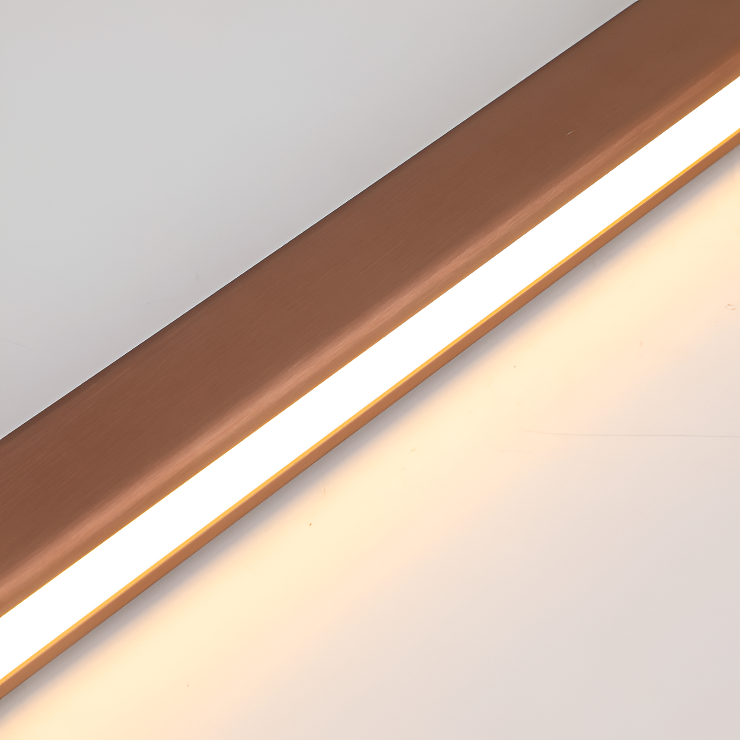 Minimalistisk Lineær Pendellampe - Strømlinet