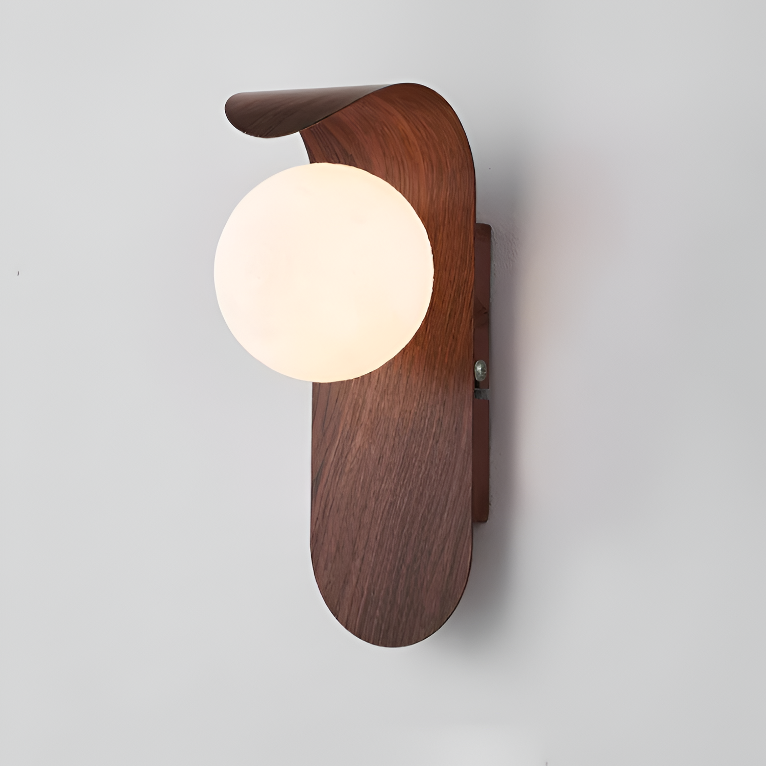 Minimalistisk buet væglampe – Art Deco-stil