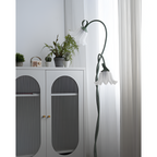 Blomstret buet gulvlampe - justerbar