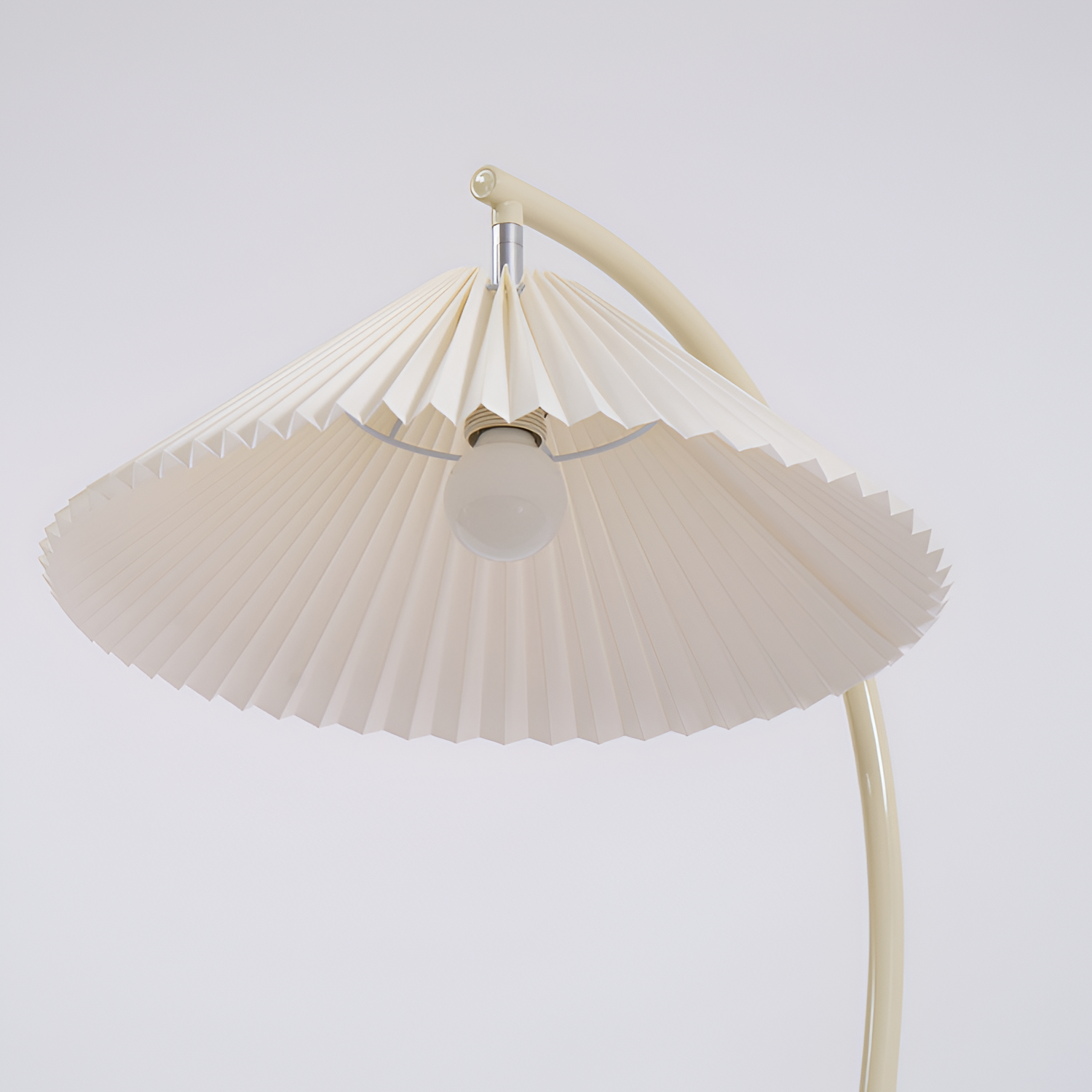 Bueformet Buet Gulvlampe - Plisseret
