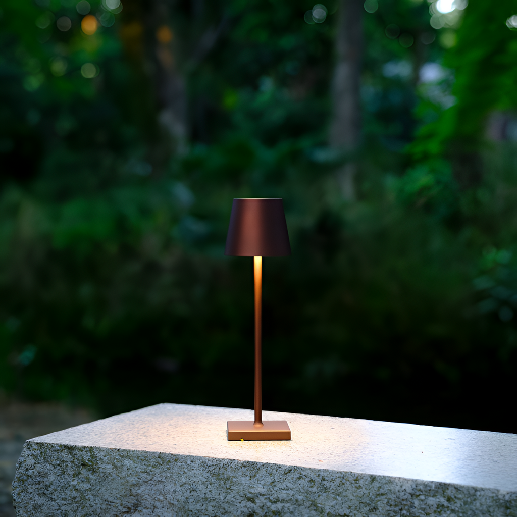 Minimalistisk Trådløs Bordlampe - Dæmpbar