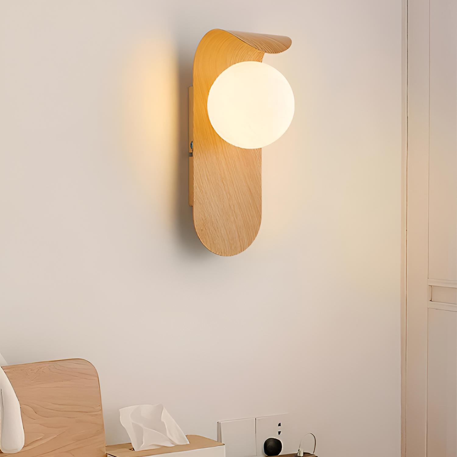 Minimalistisk buet væglampe – Art Deco-stil