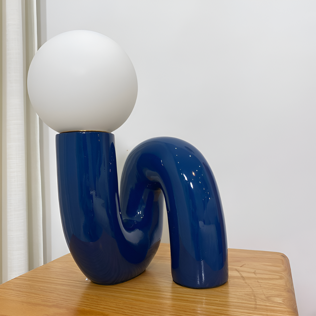 Moderne Skulpturel Bordlampe -  Minimalistisk