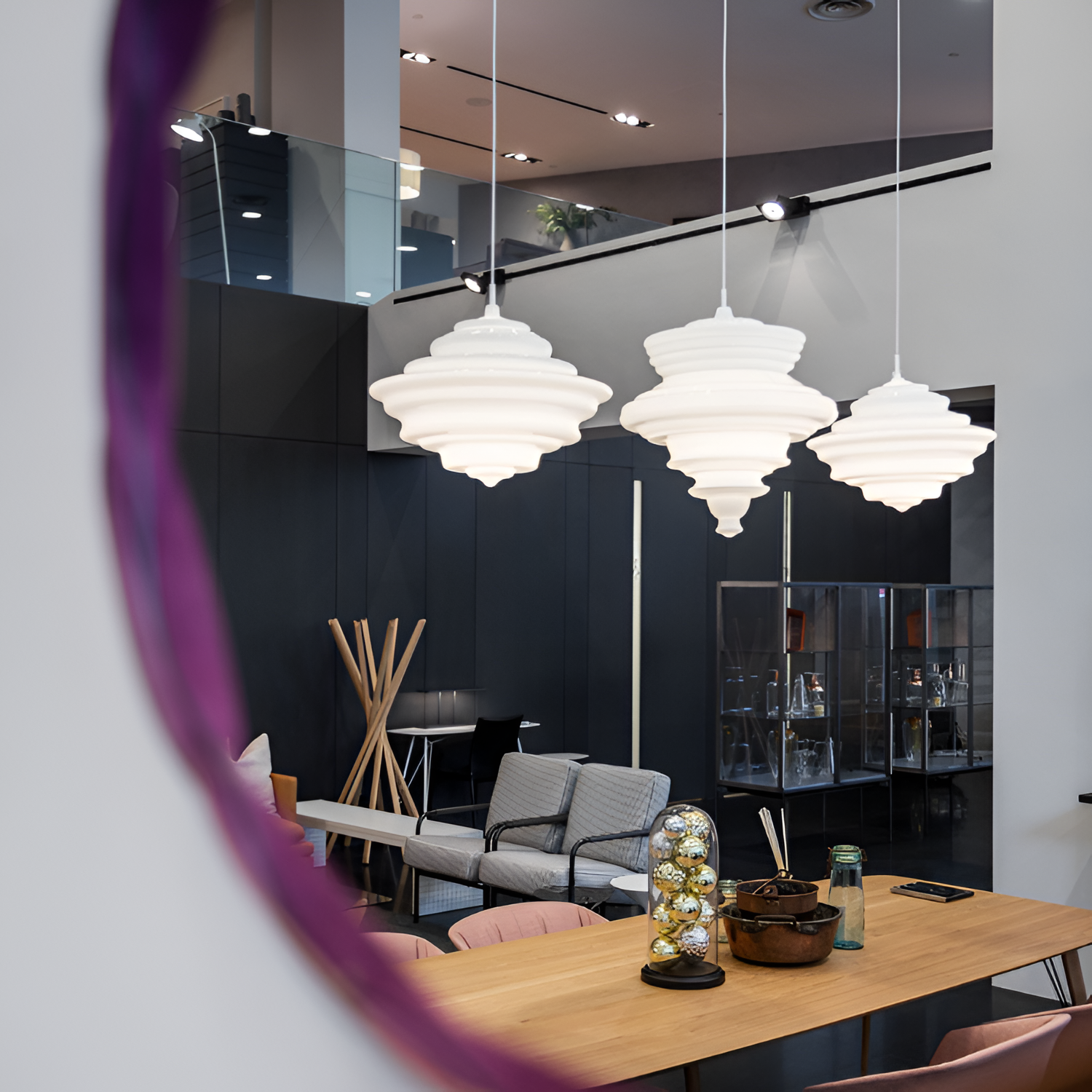 Skulpturel Rillet Glaspendel - Minimalistisk