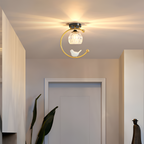 Crescent-figur med struktureret loftlampe – lysdæmpbar