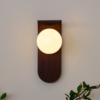 Minimalistisk buet væglampe – Art Deco-stil