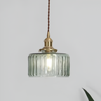 Pendellampe i ribbet glas – Vintage messinglampe