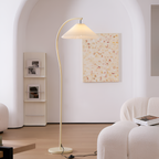 Bueformet Buet Gulvlampe - Plisseret