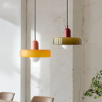 Nordisk retro-pendel i glas – farverig belysning