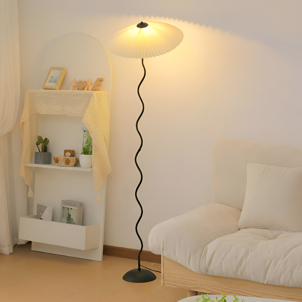 Plisseret Bølget Gulvlampe - Minimalistisk