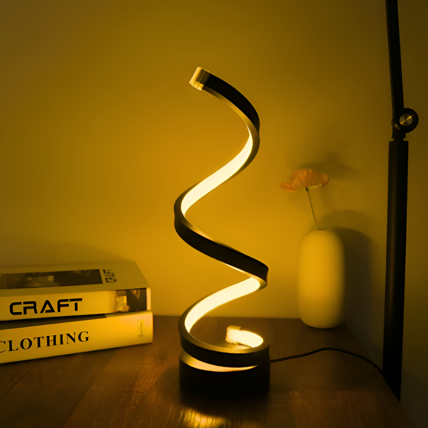 Minimalistisk Spiral Bordlampe - Dæmpbar