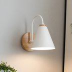 Nordisk minimalistisk væglampe – smedet jern