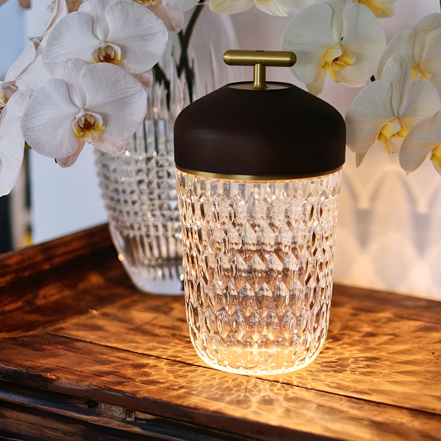 Minimalistisk Facetteret Bærbar Lampe - Ledningsfri