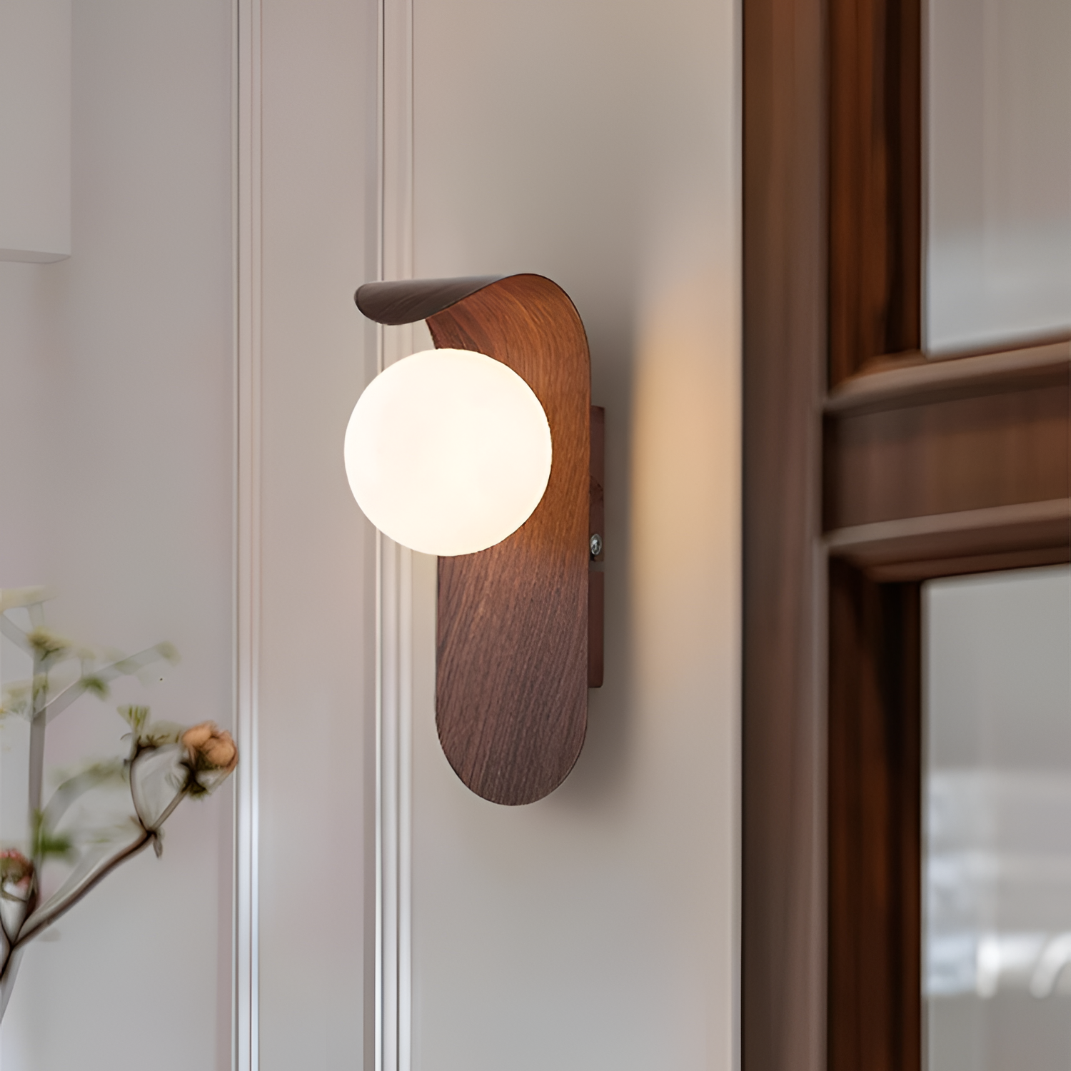 Minimalistisk buet væglampe – Art Deco-stil