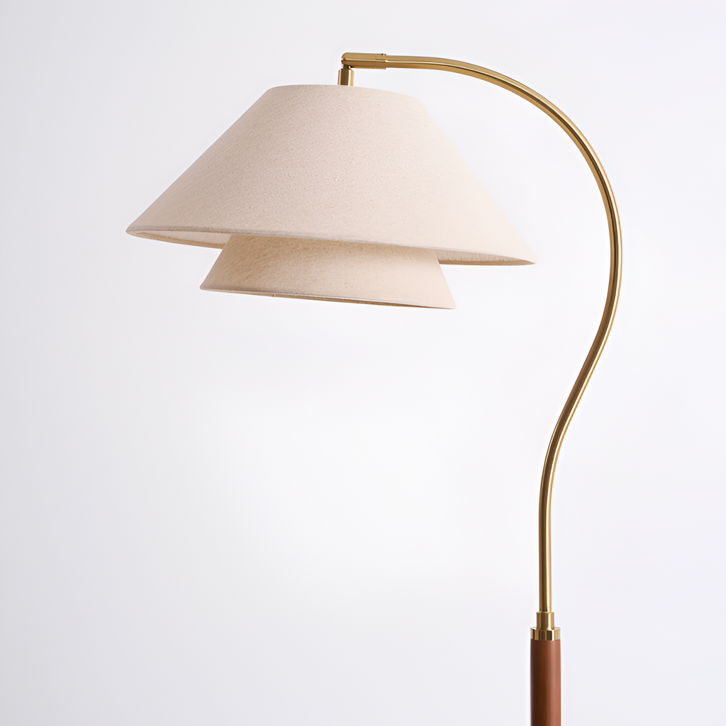 Buet Gulvlampe - Minimalistisk