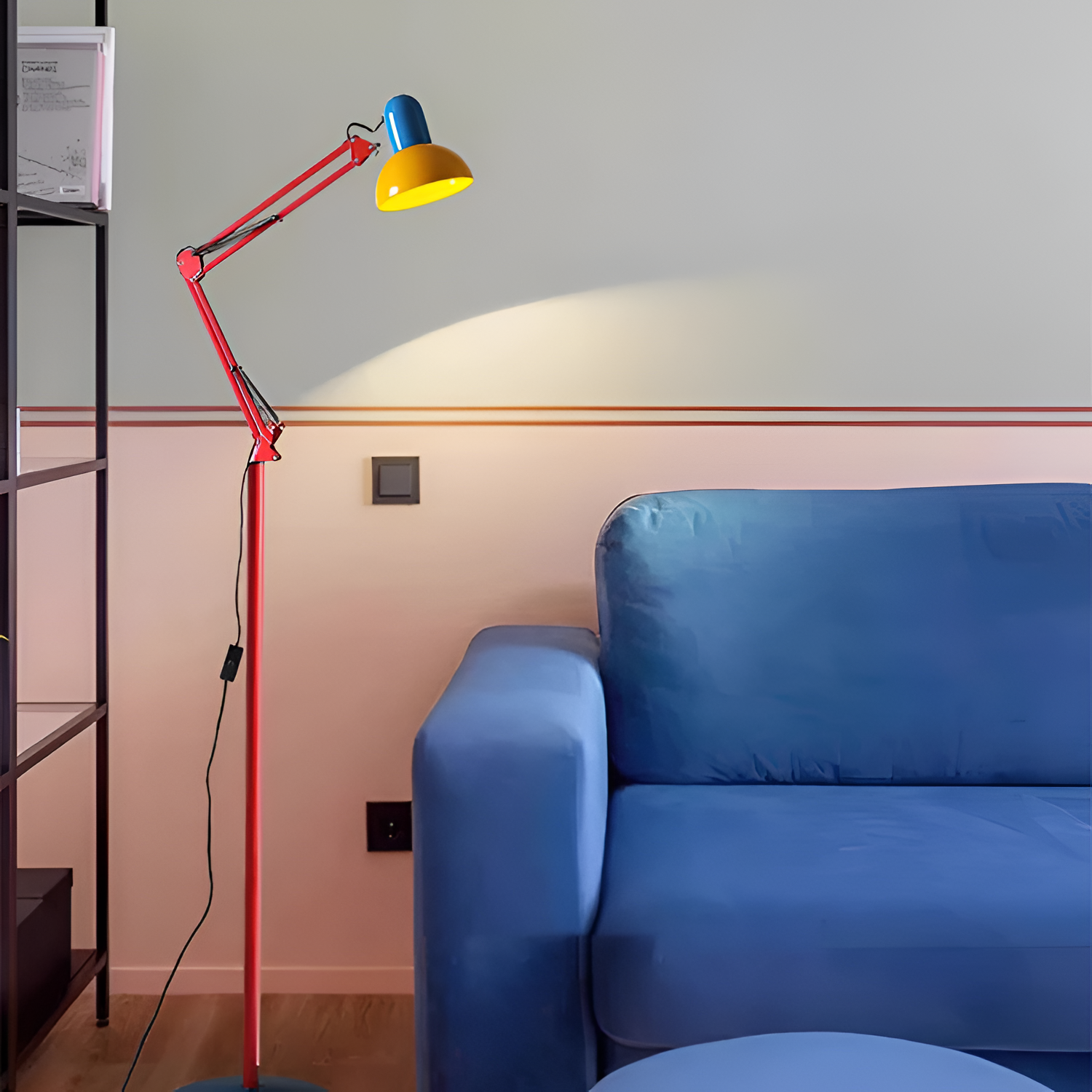 Memphis Industrial gulvlampe med flere arme – justerbar
