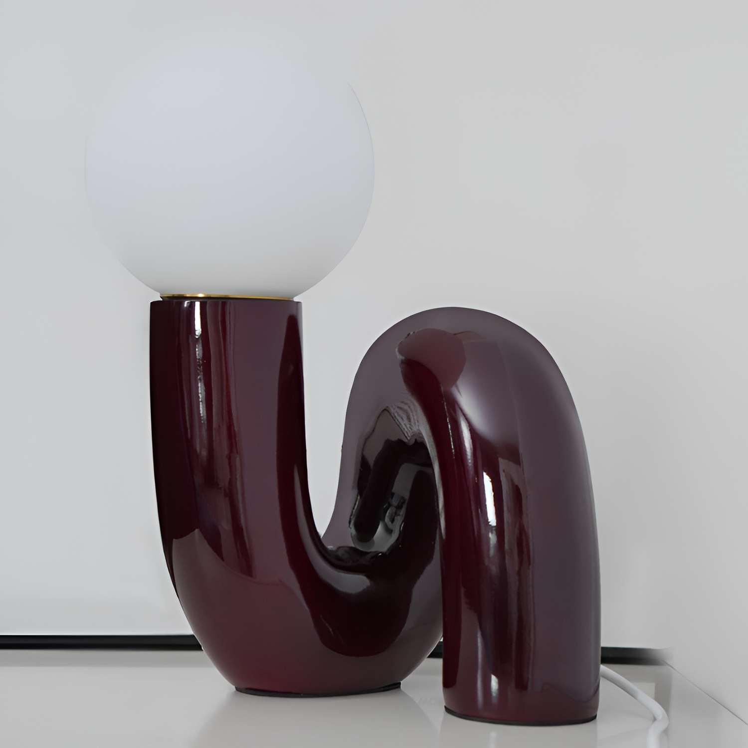 Moderne Skulpturel Bordlampe -  Minimalistisk