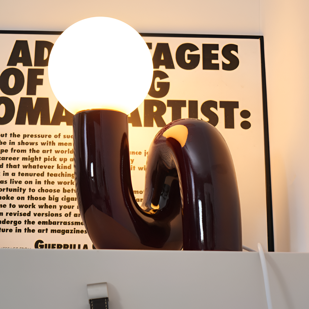 Moderne Skulpturel Bordlampe -  Minimalistisk