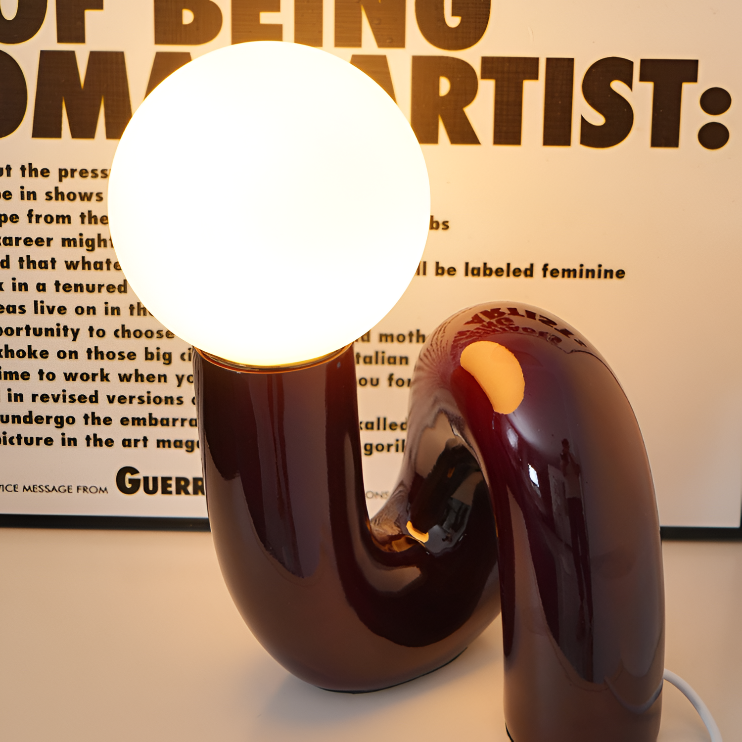 Moderne Skulpturel Bordlampe -  Minimalistisk