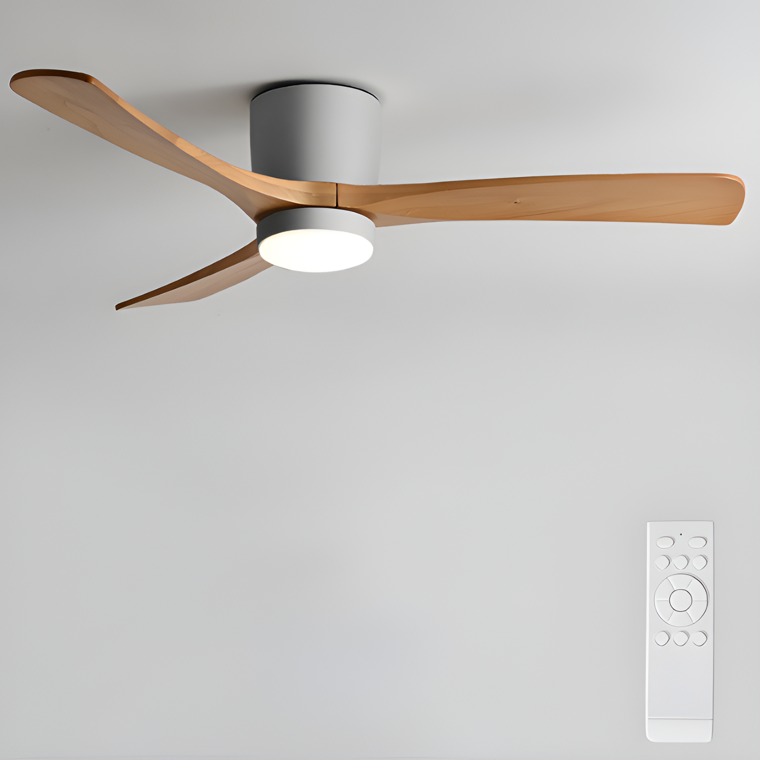 Nordisk Træ Loftsventilatorslampe - Justerbar